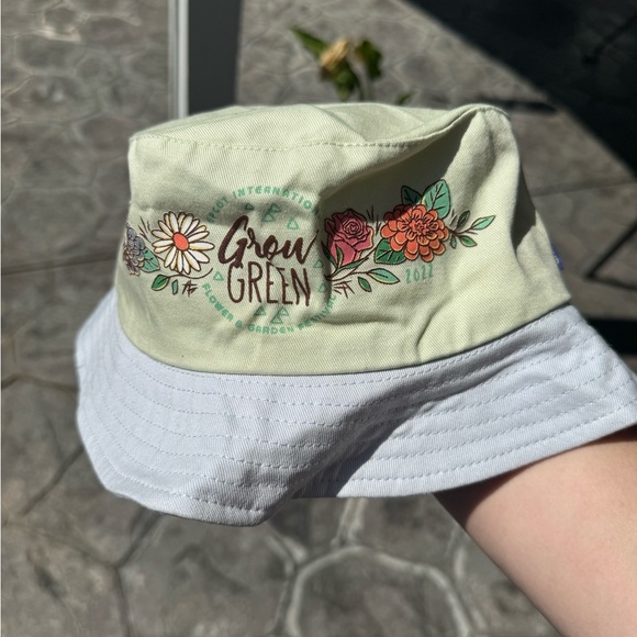 Epcot 2022 Flower and Garden Spirit Jersey and Bucket Hat - Picture 4 of 5